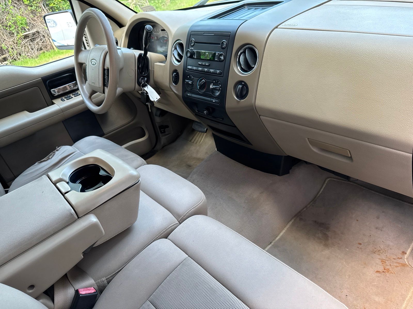 Used 2004 Beige Ford FX4 image 25