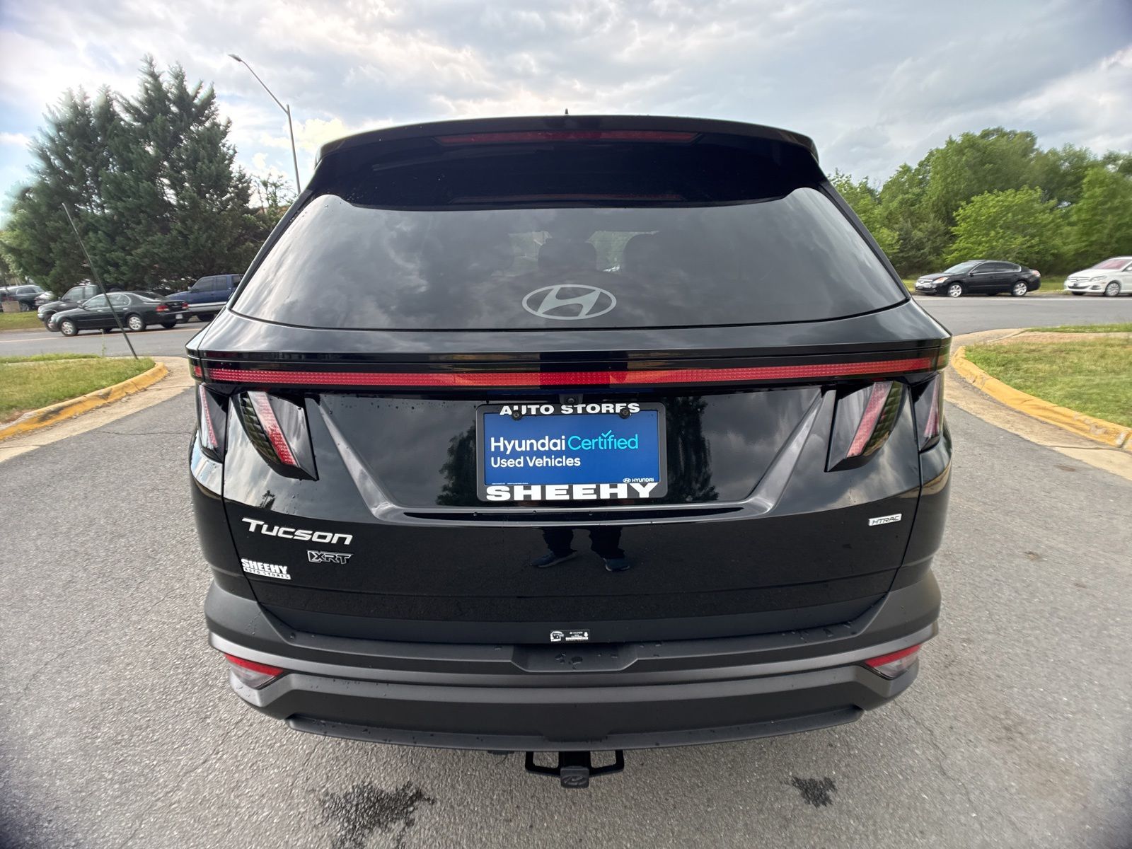 View vehicle photo 5