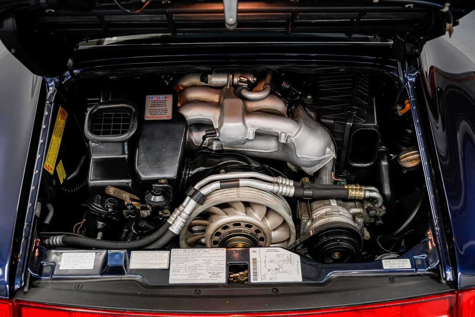 1996 Porsche 911 Carrera 4S — photo 43