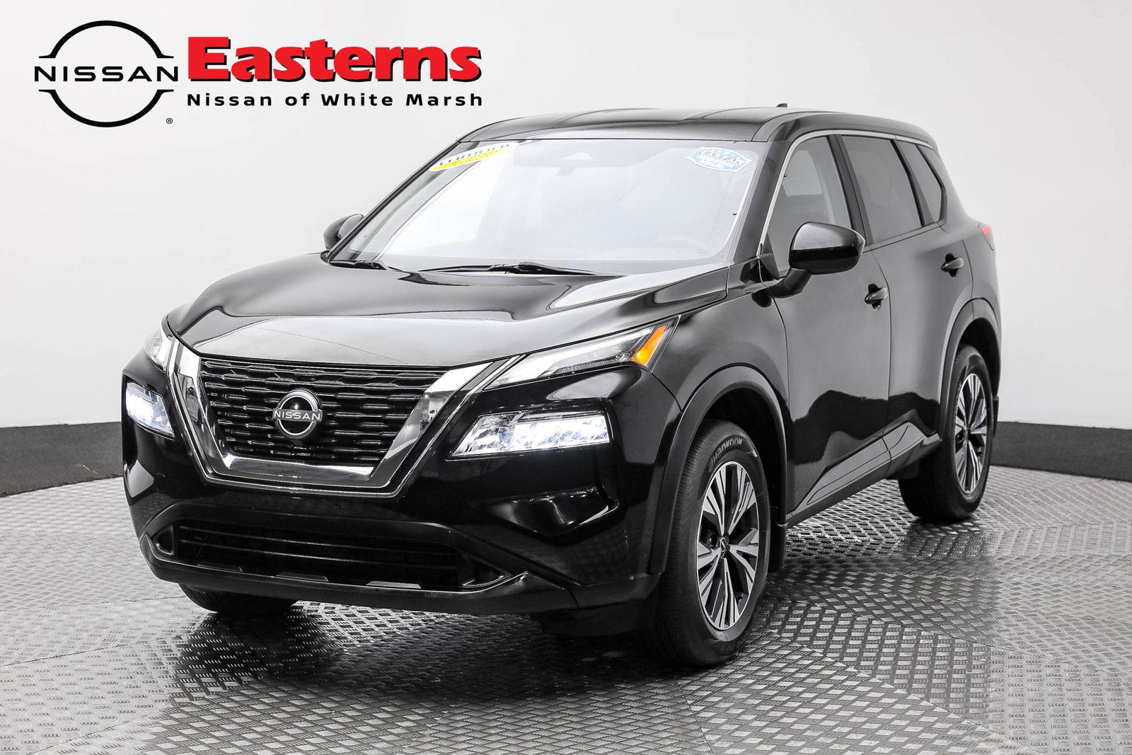 2023 Nissan Rogue SV's photo