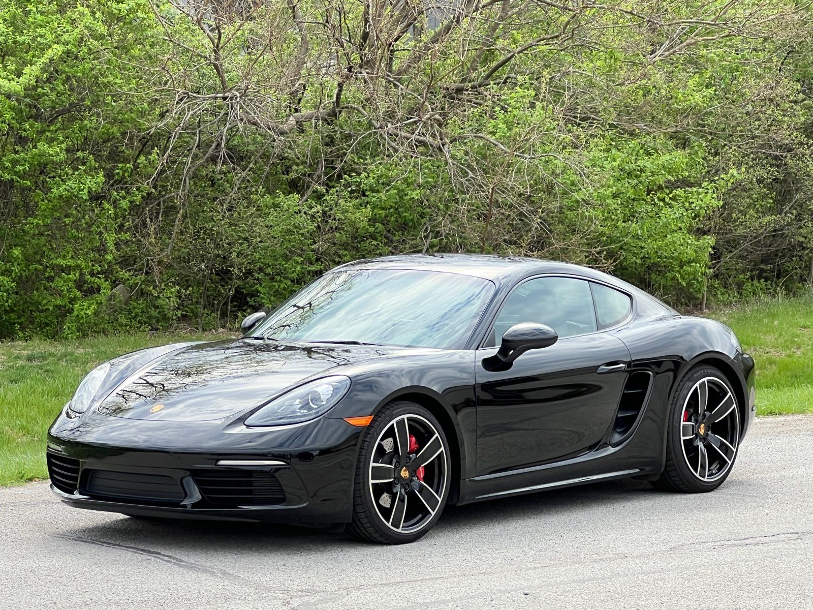 Black 2018 Porsche 718 Cayman S RWD Coupe Rear-Wheel Drive 7-Speed Automatic