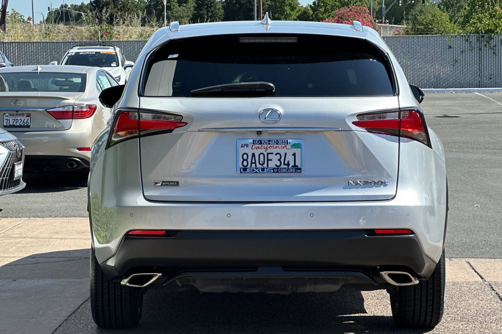 View vehicle photo 5