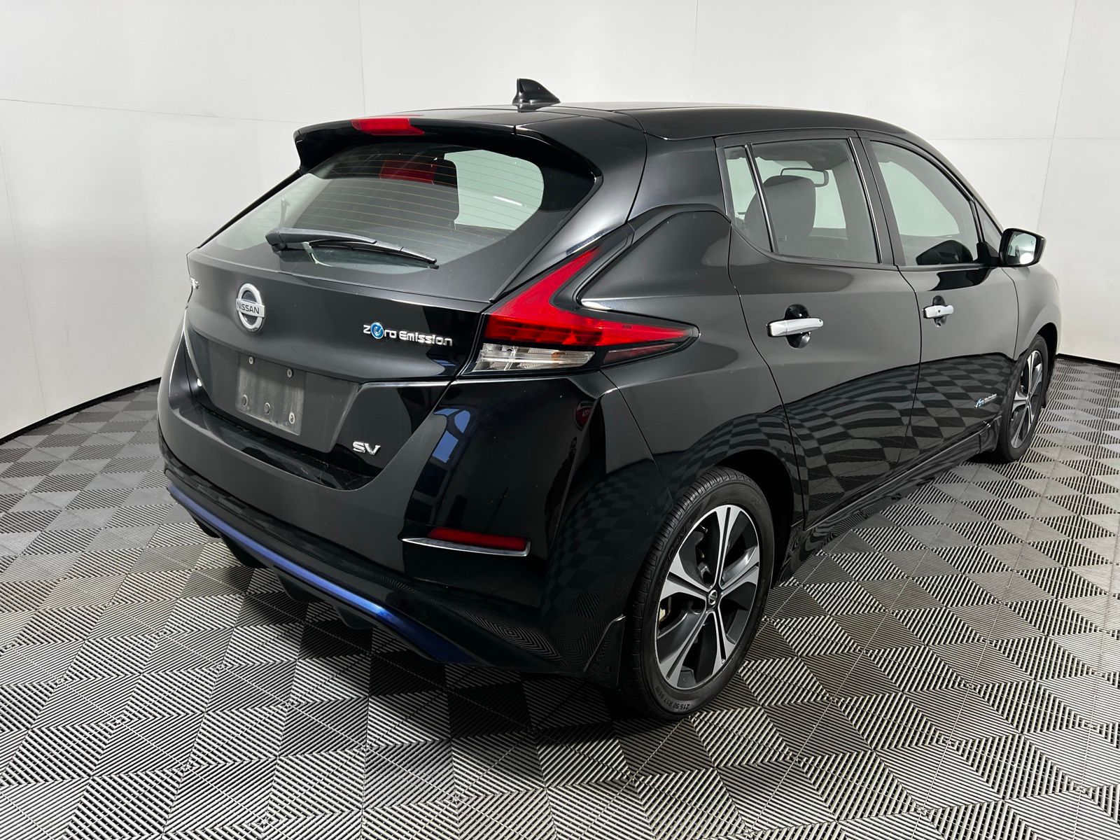 Thumbnail: 2019 Nissan Leaf - 5