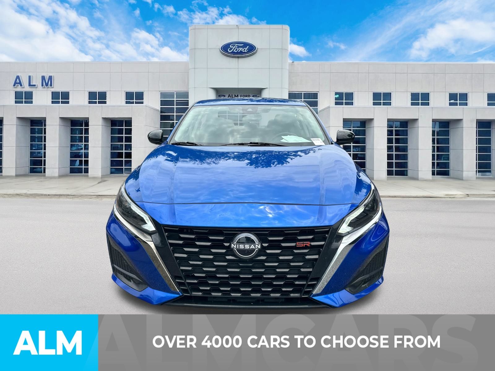 Used 2025 Blue Nissan 2.5 SR image 2