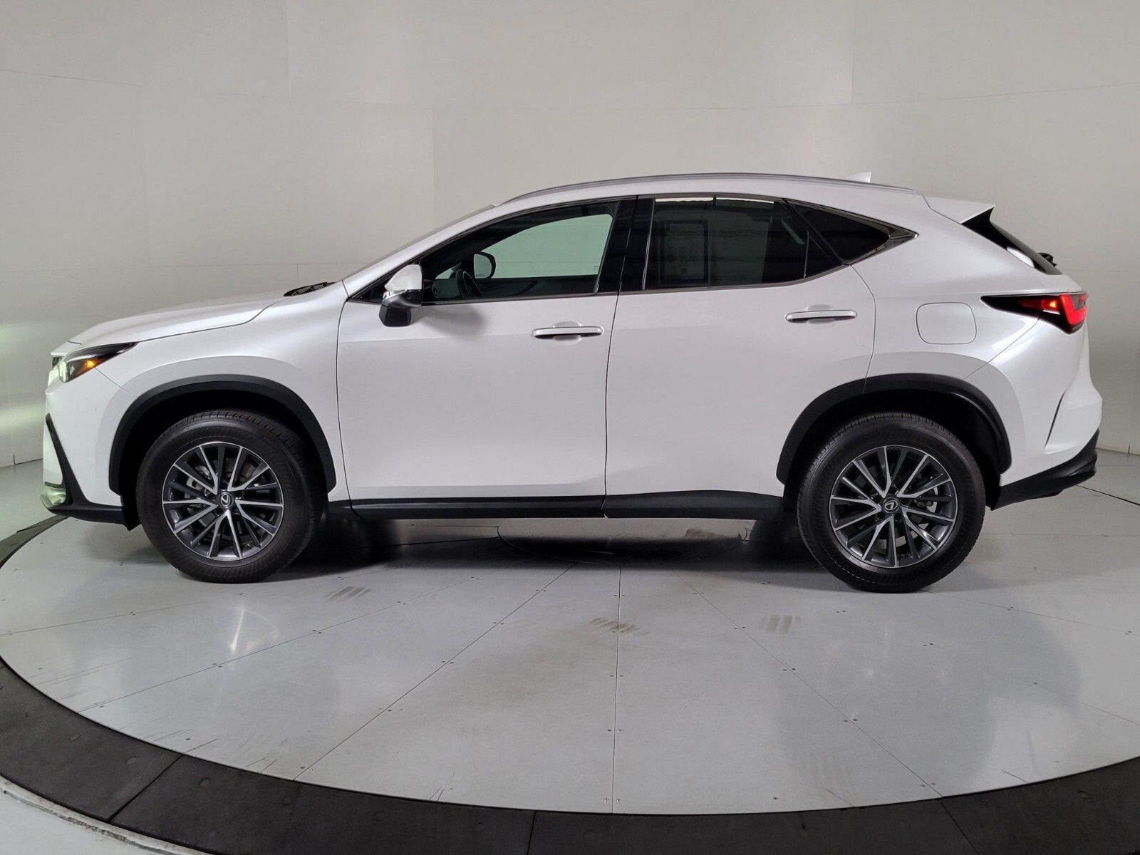 2023 Lexus NX 350 Premium 7