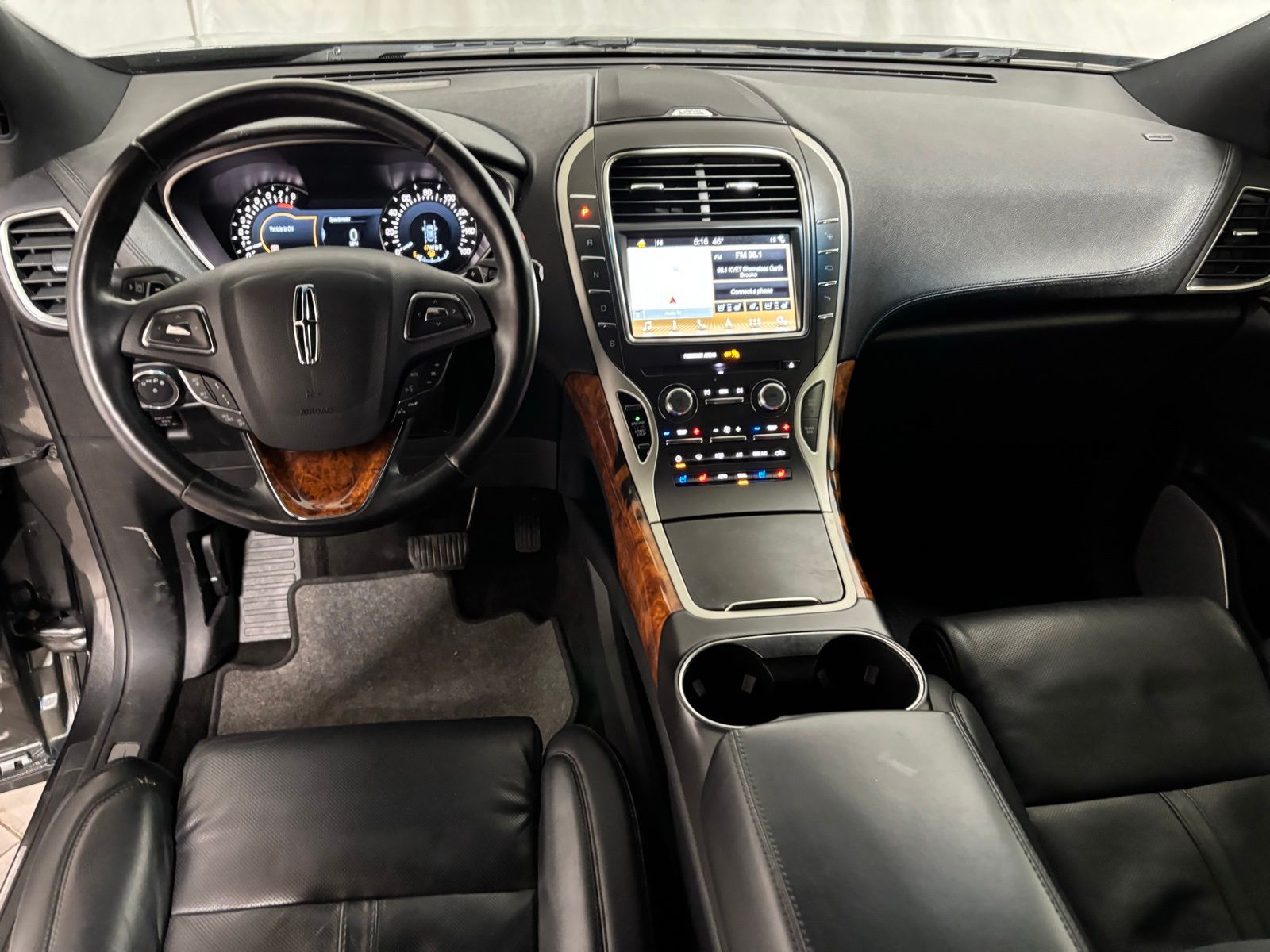 Used Car 2017 Lincoln Mkx  Reserve For Sale Under $20,000 In Austin, Texas