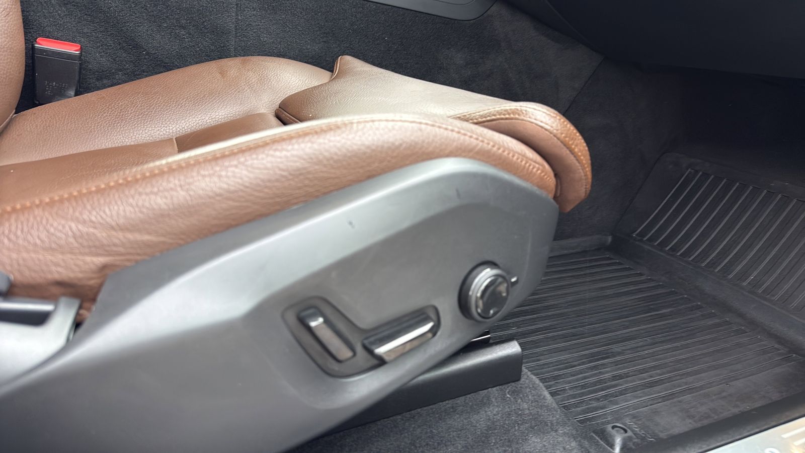 Used Car 2019 Volvo Xc60  T5 Momentum For Sale Under $20,000 In Austin, Texas