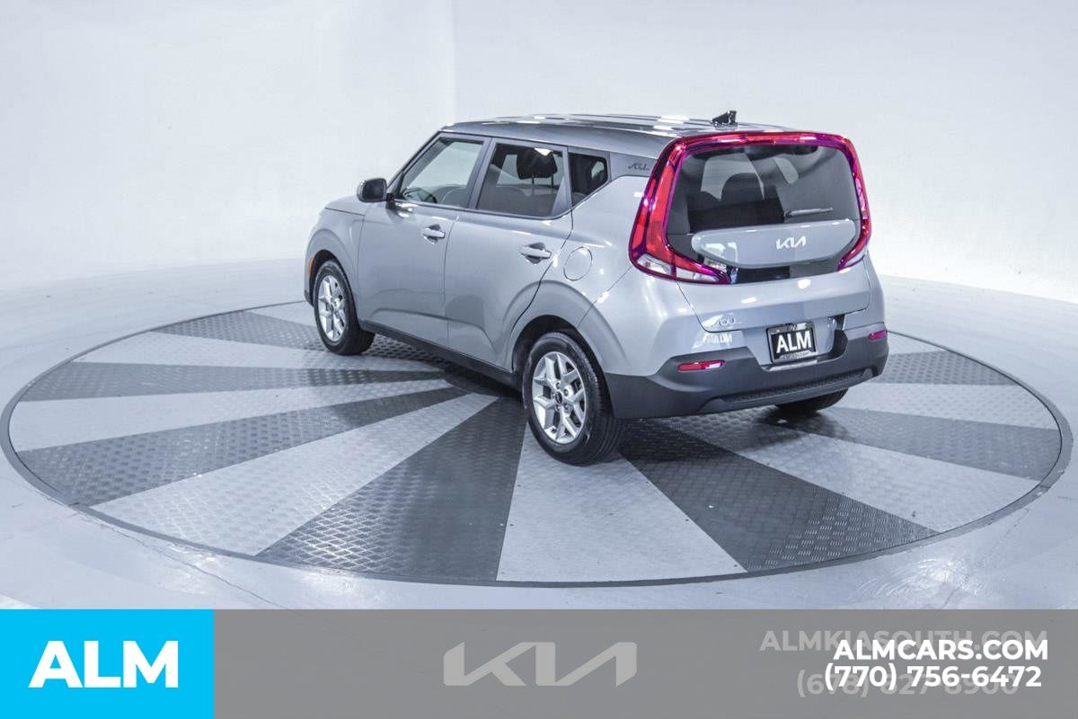 2022 Kia Soul LX 6