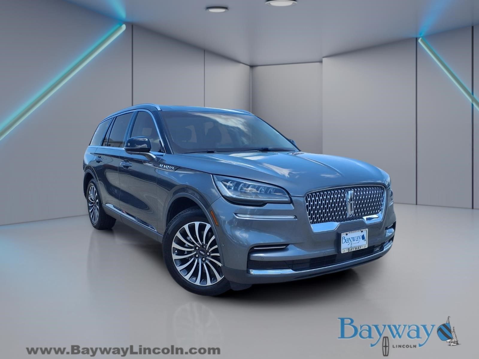 Gray Metallic 2023 Lincoln Aviator SUV / Crossover Rear-Wheel Drive Automatic