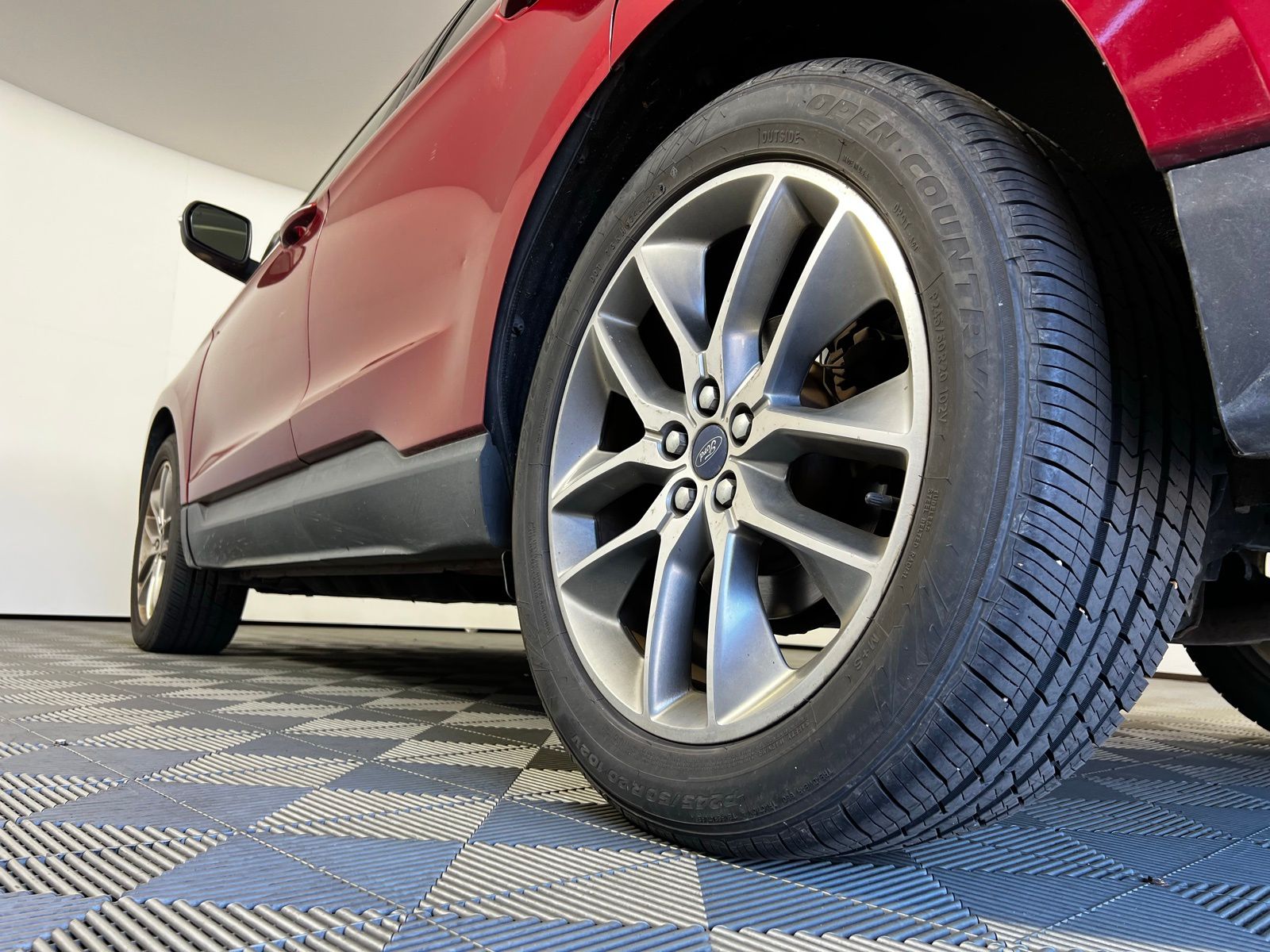 Thumbnail: 2015 Ford Edge - 12