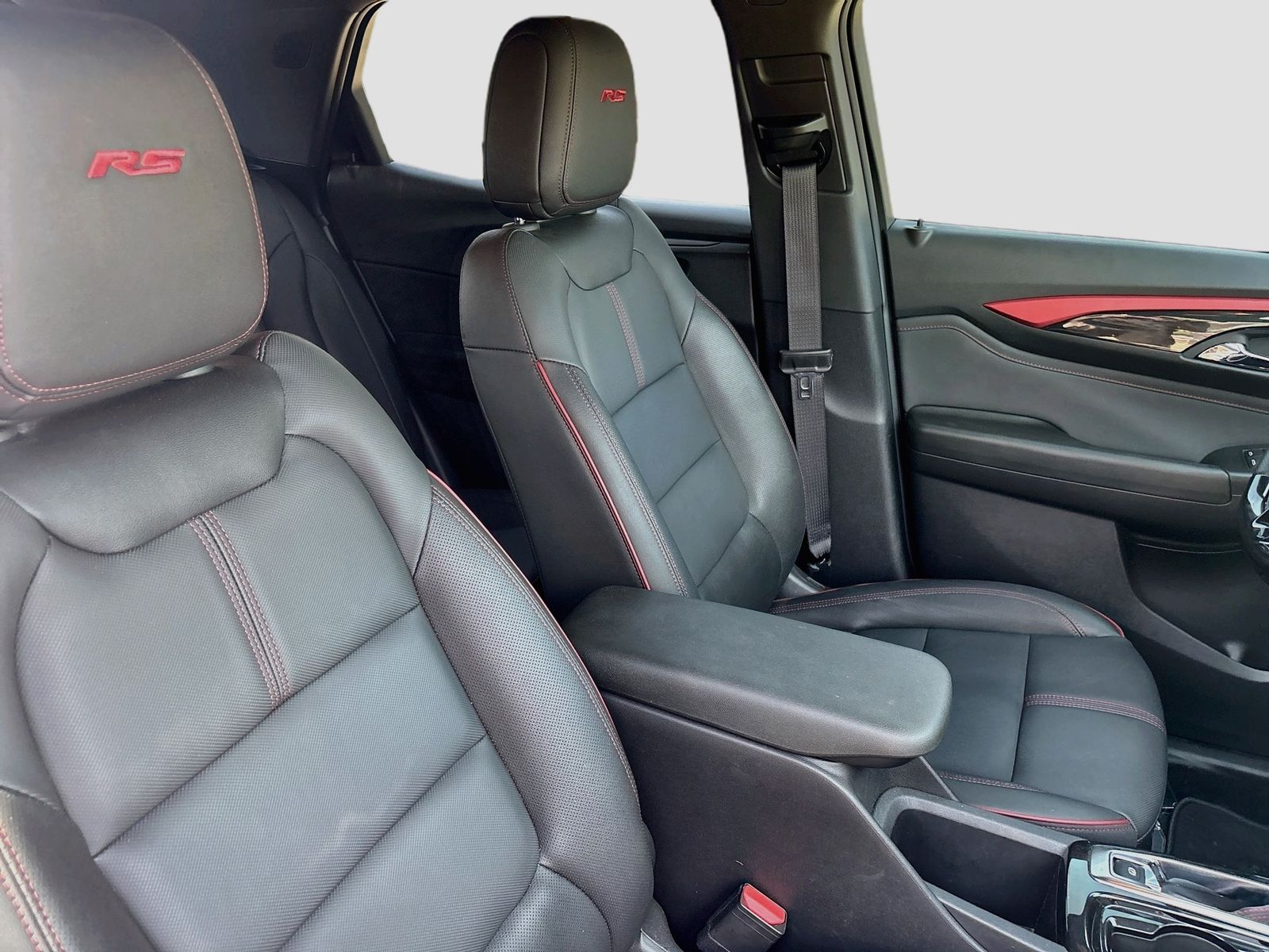 Used 2025 Red Chevrolet RS image 26
