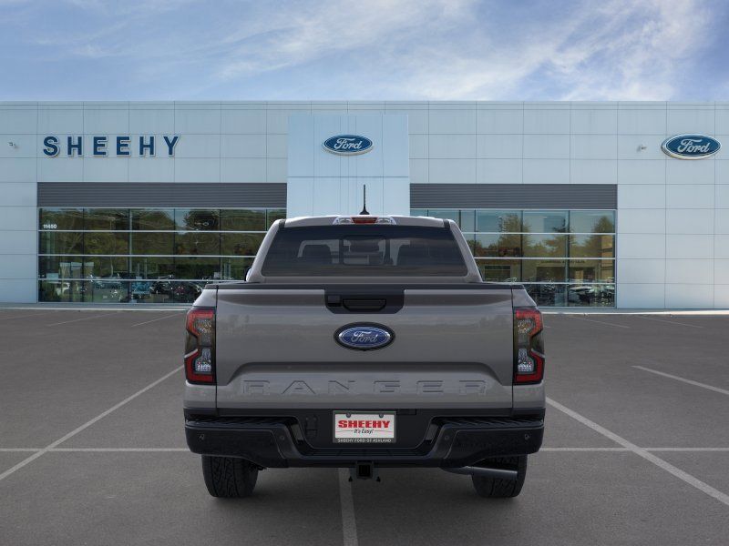 New 2026 Carbonized Gray Metallic Ford XLT image 7