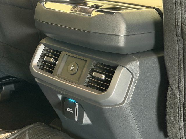 New 2026 Oxford White Ford XLT image 14