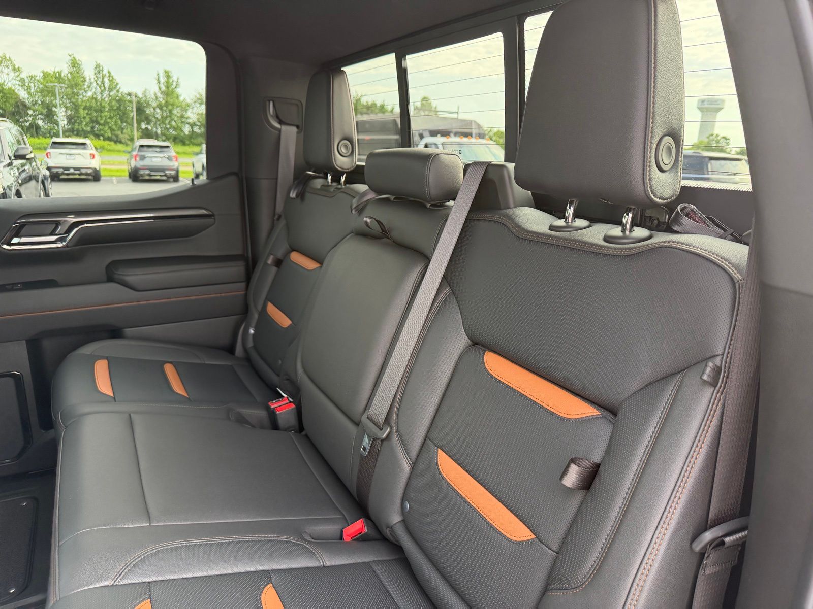 2024 GMC Sierra 1500 image 13