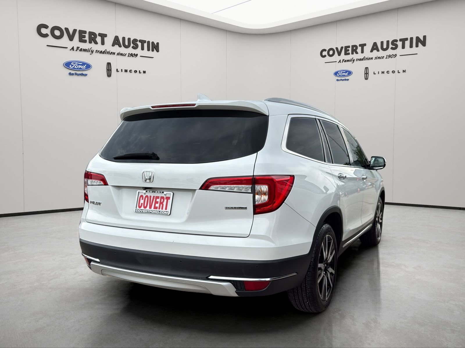 Used Car 2021 Honda Pilot  Touring For Sale Under $30,000 In Austin, Texas