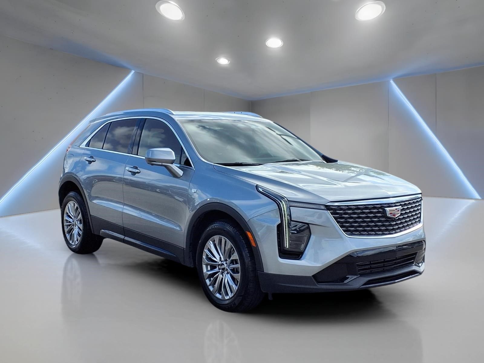 2025 Cadillac XT4 Premium Luxury Silver at AutoSavvy Houston Southwest