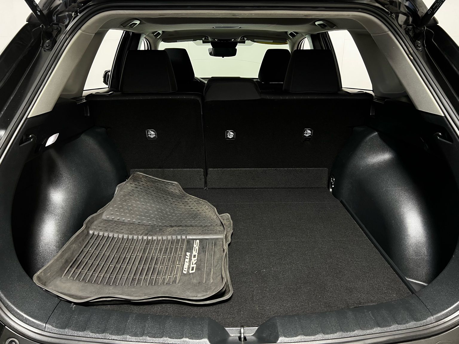 Thumbnail: 2024 Toyota Corolla Cross - 24