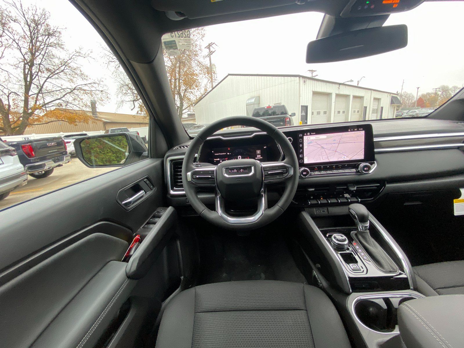 View vehicle photo 2