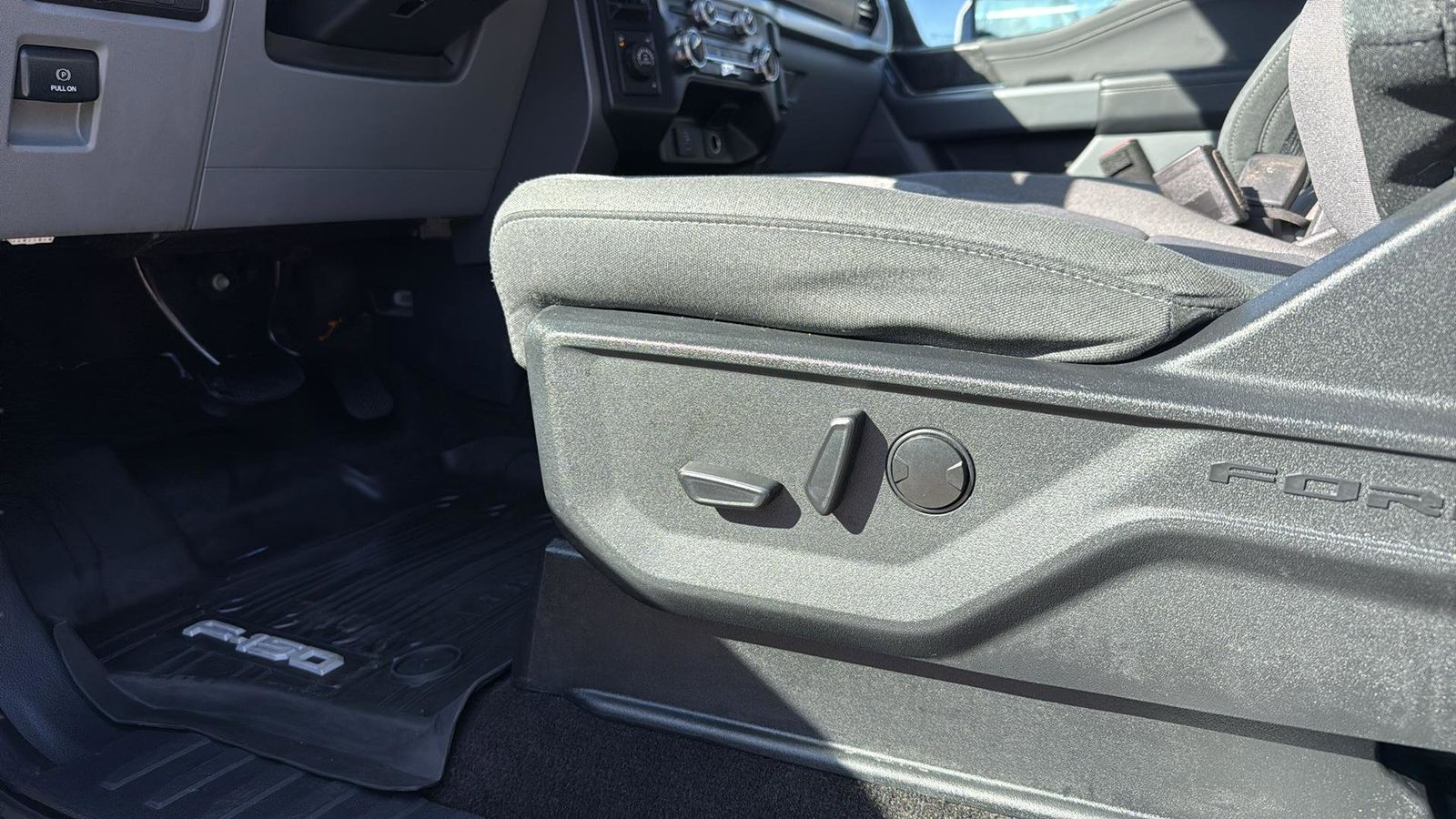 Used Car 2022 Ford F-150  Xlt For Sale Under $50,000 In Austin, Texas