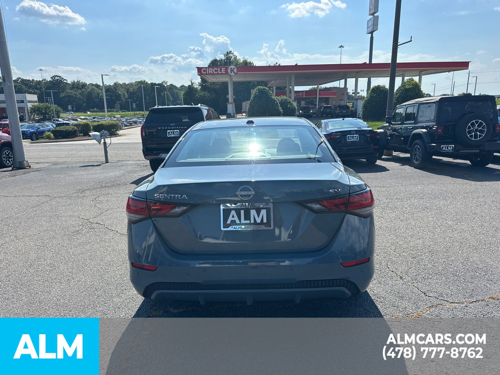 Used 2024 Gray Nissan SV image 6
