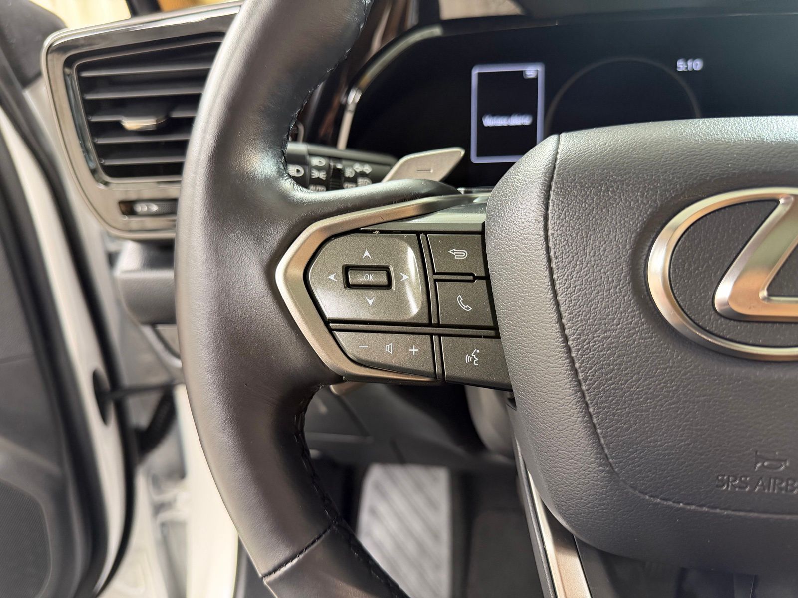 Used 2025 White Lexus 350h Premium image 18