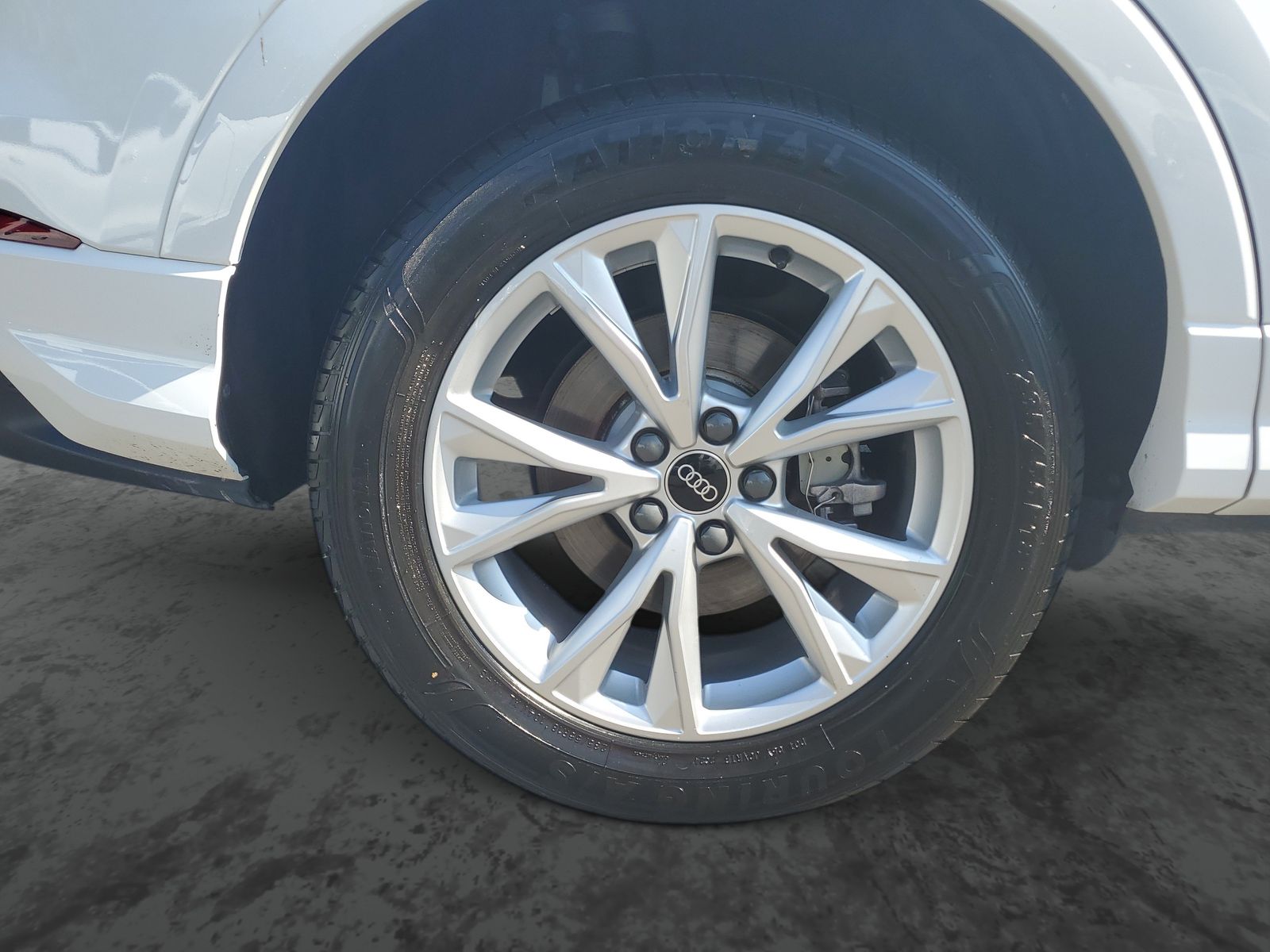 Vehicle photo
