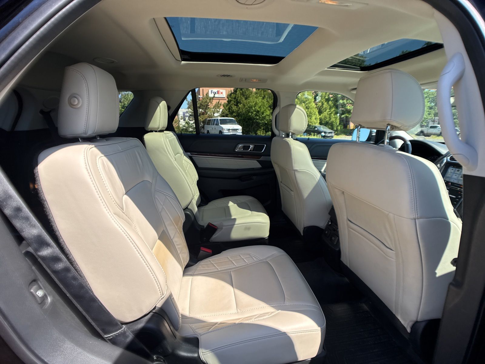 Used 2017 Shadow Black Ford Platinum image 28