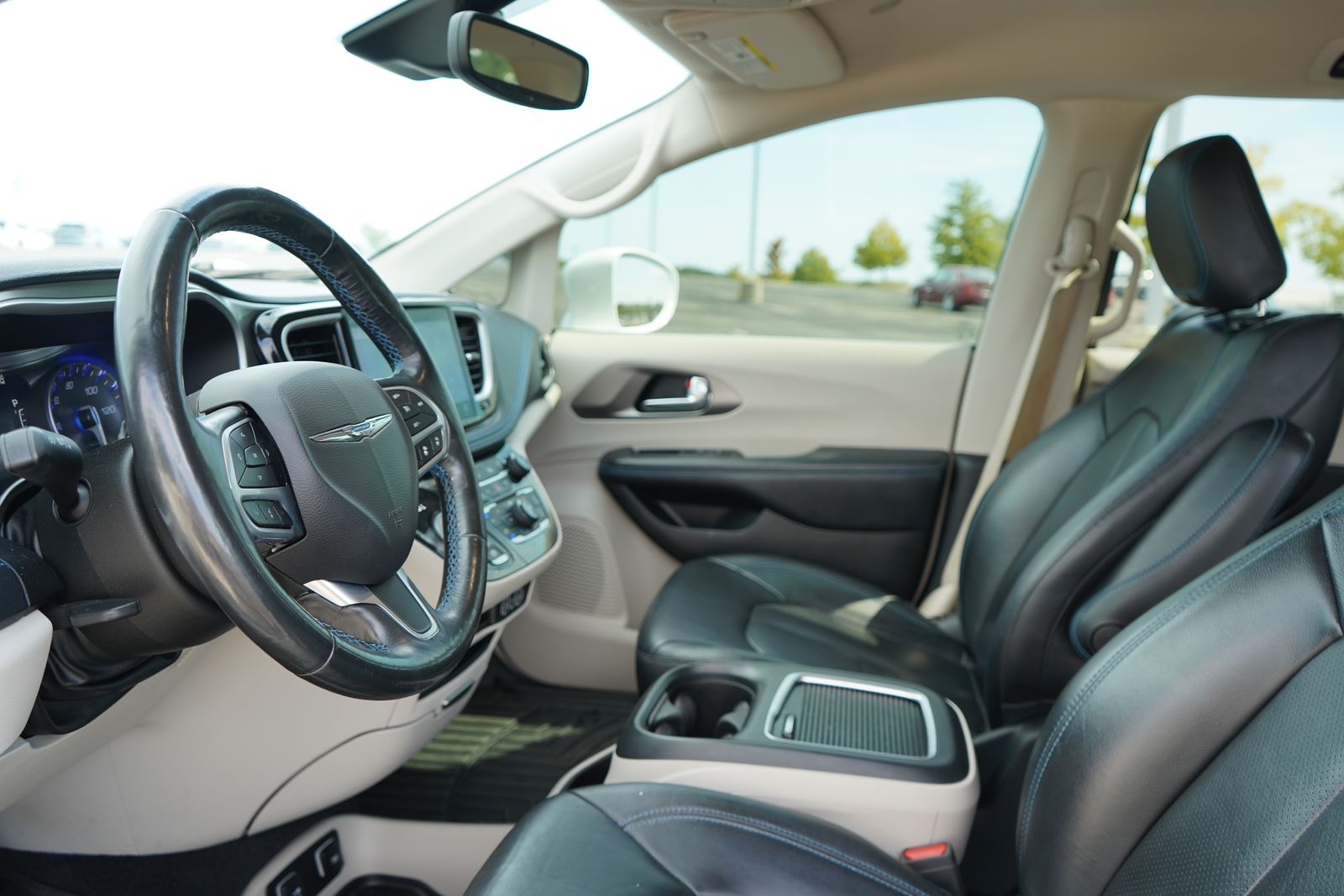 2021 Chrysler Pacifica Touring L 13