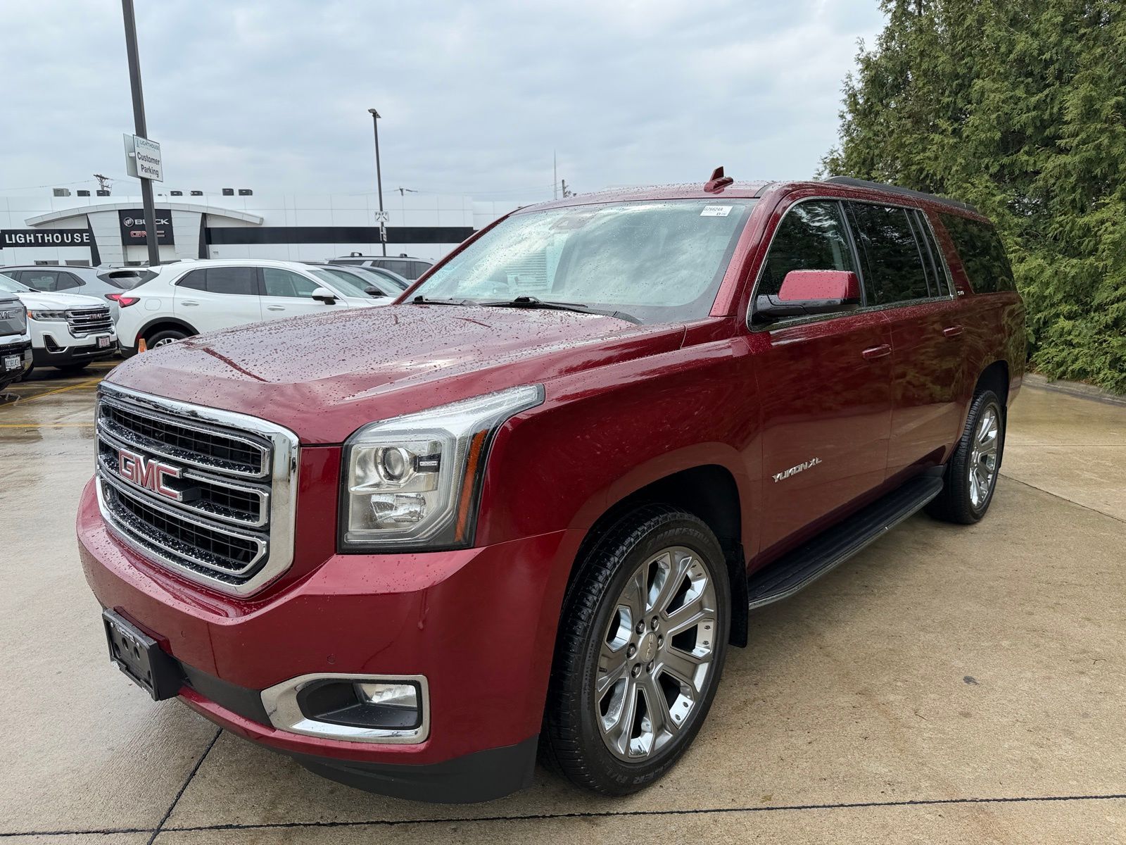 View vehicle photo 7