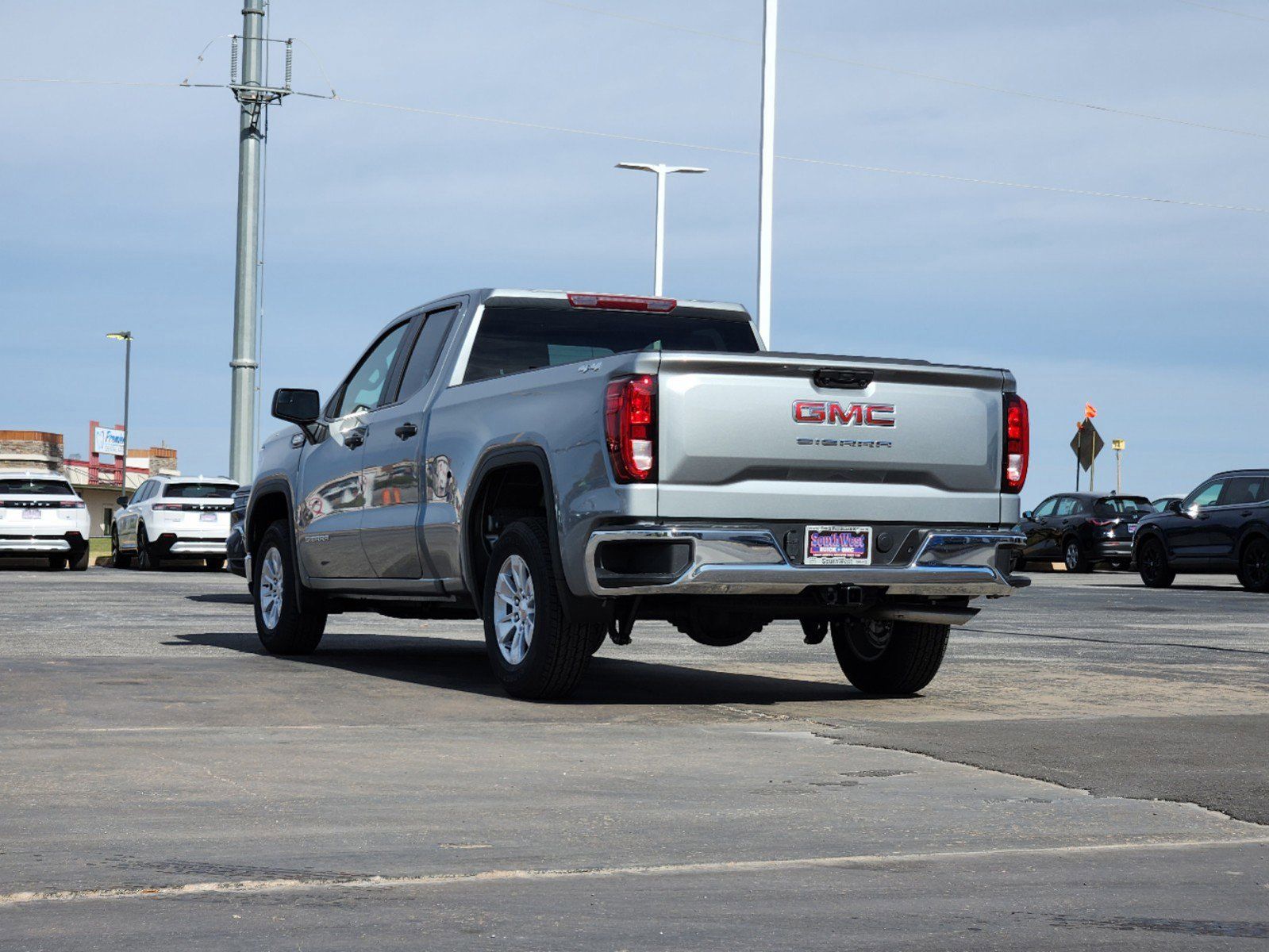 2025 GMC Sierra 1500 Pro 4