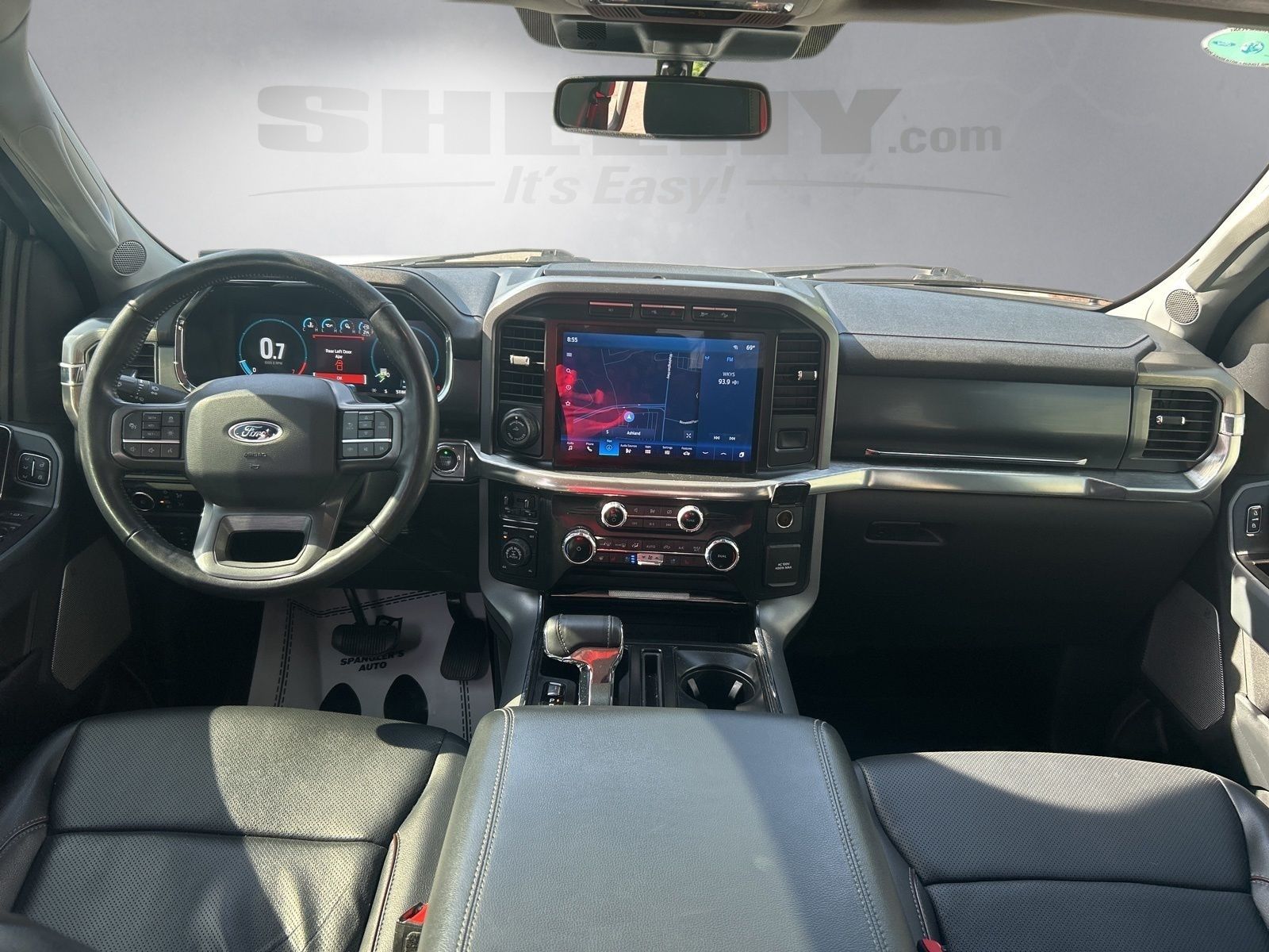 Certified Used 2023 Oxford White Ford Lariat image 3