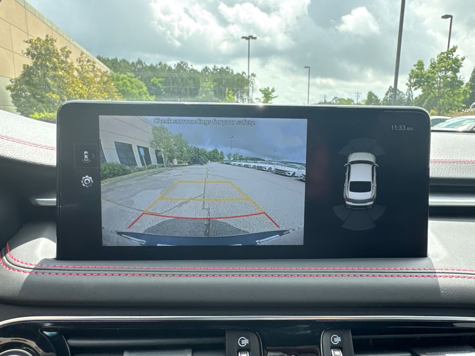 2023 GENESIS G70 Standard - Photo 28