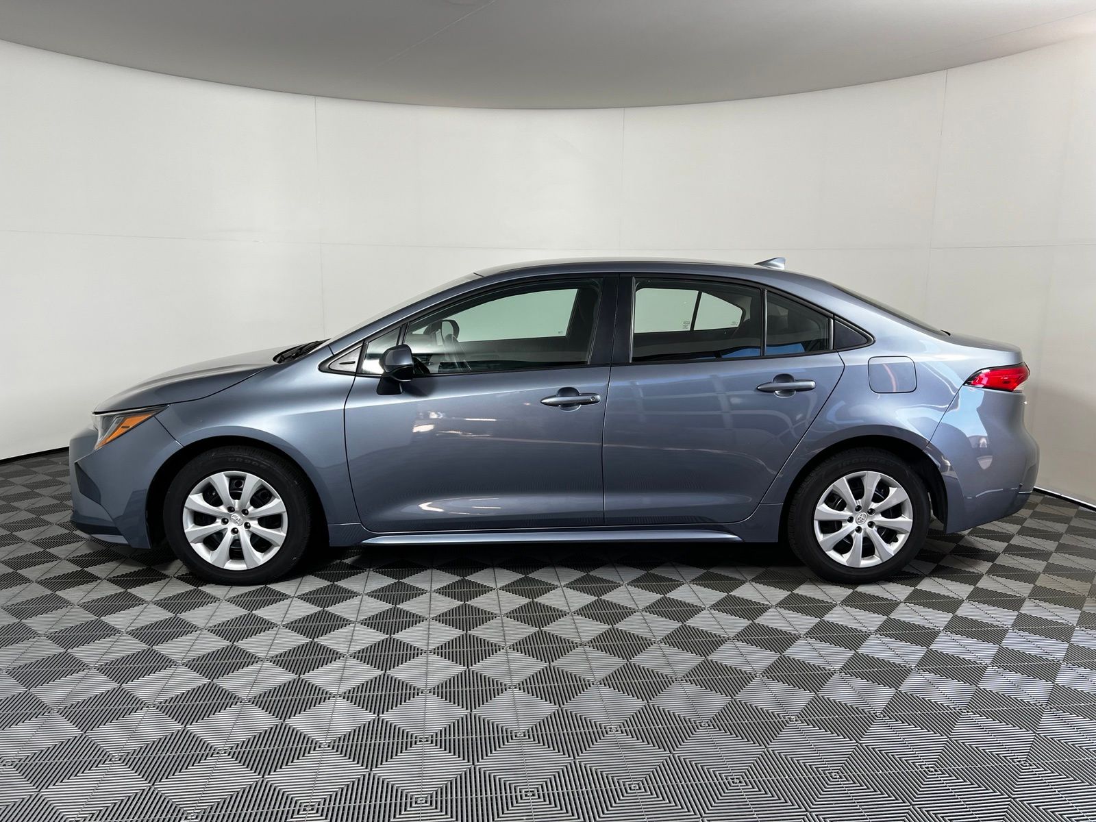 Thumbnail: 2024 Toyota Corolla - 8