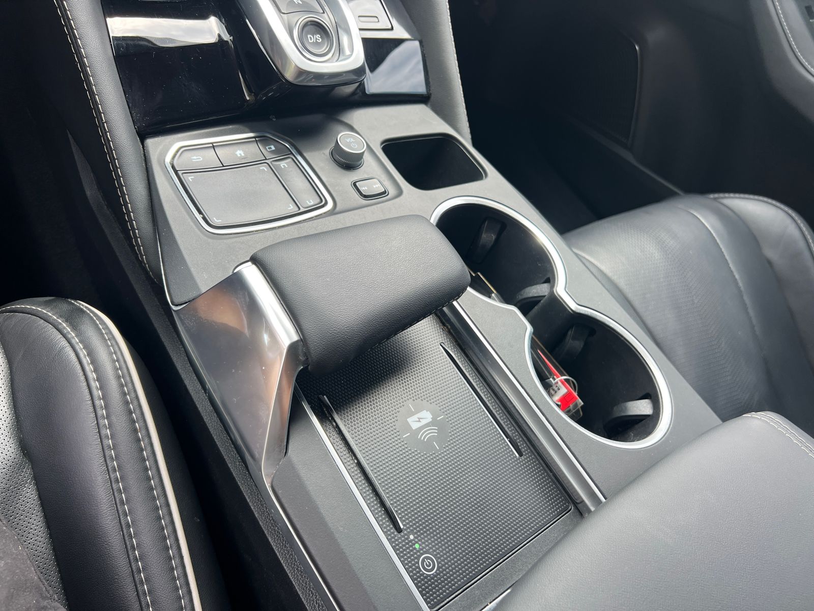 Used 2024 Majestic Black Pearl Acura Advance image 34