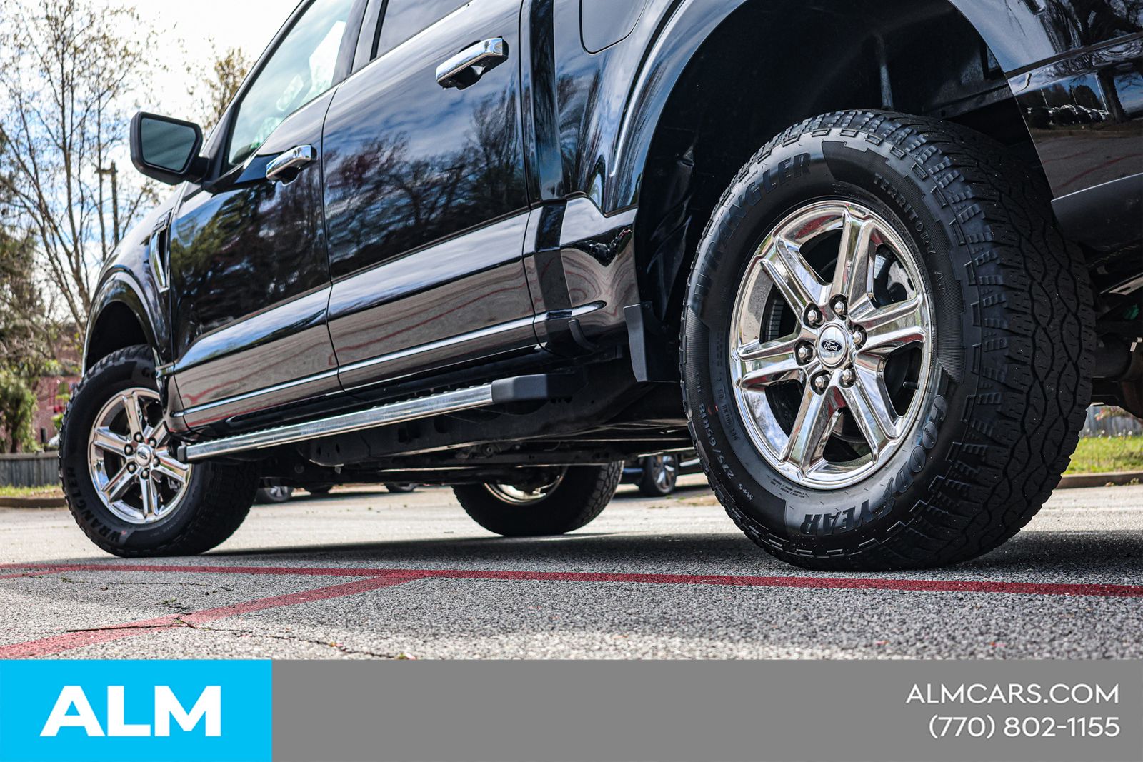 Used 2025 Black Ford XLT image 15