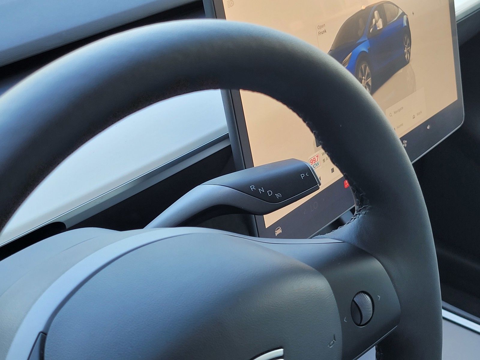 Used 2022  Tesla Long Range image 20