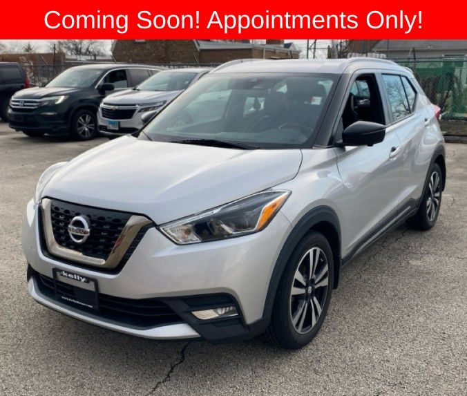 Brilliant Silver Metallic 2020 Nissan Kicks SR FWD SUV / Crossover Front-Wheel Drive Continuously Variable Transmission