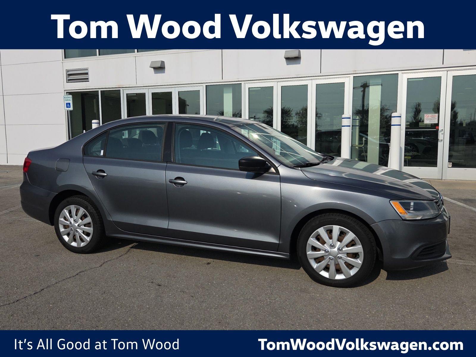 Platinum Gray Metallic 2011 Volkswagen Jetta Sedan Front-Wheel Drive 6-Speed Automatic