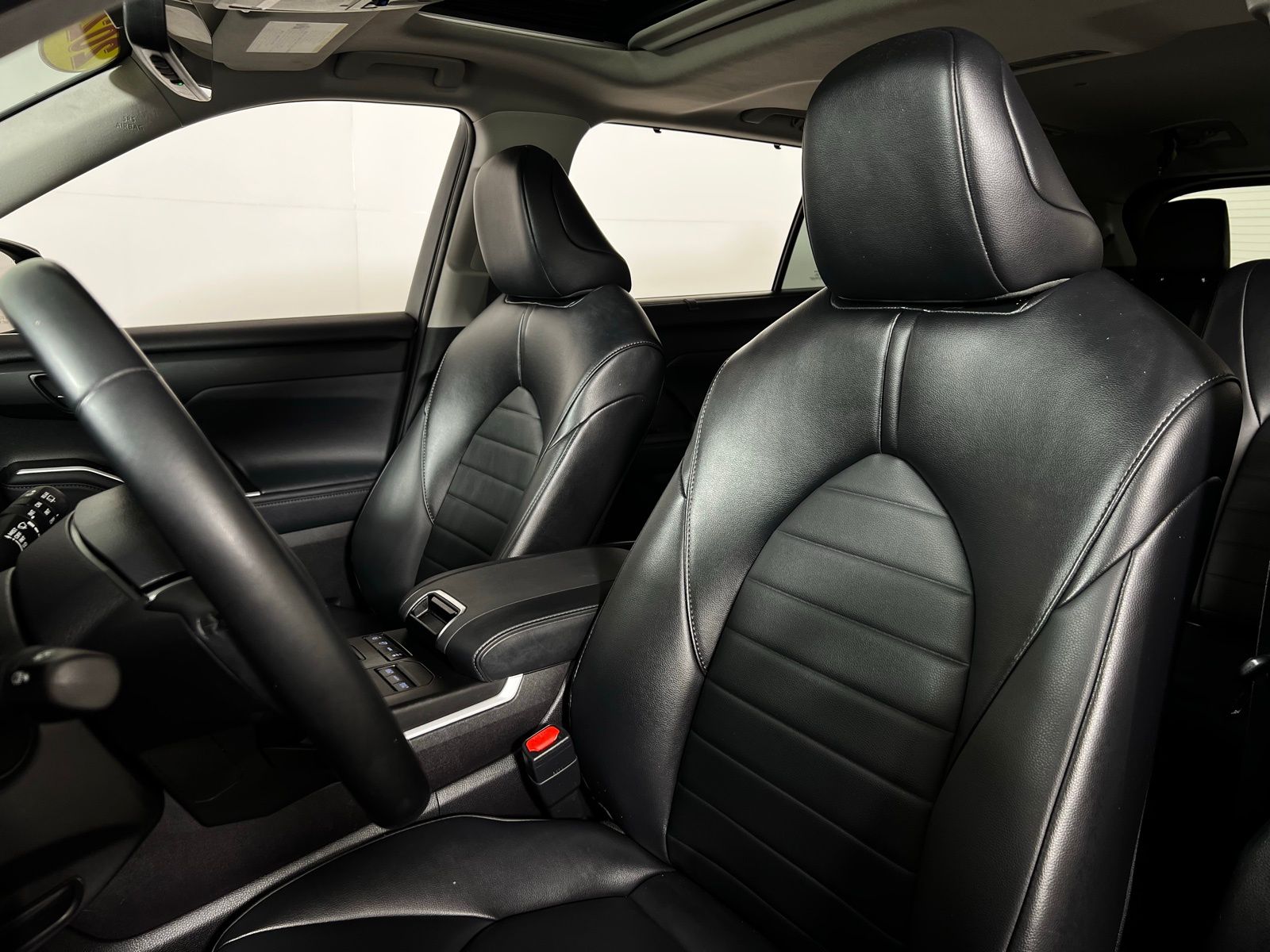 2022 Toyota Highlander XLE 10