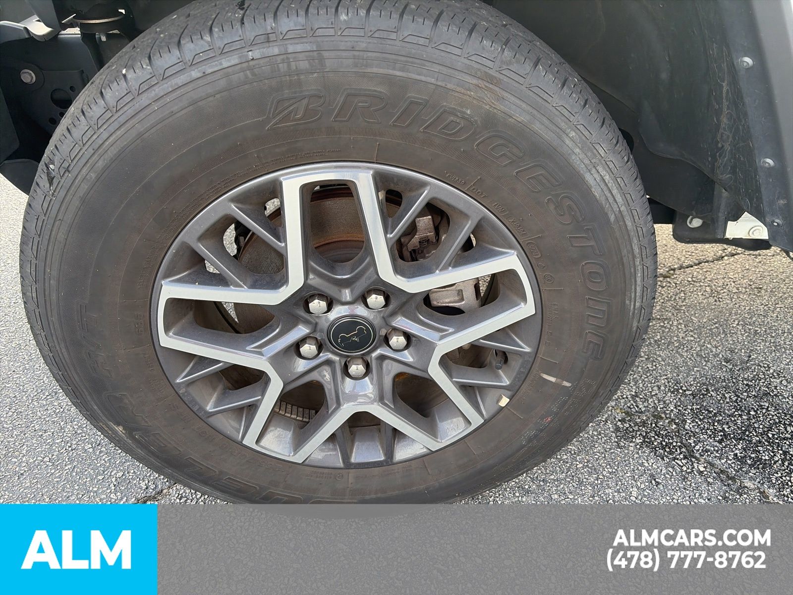 Used 2025 White Jeep Sahara image 30