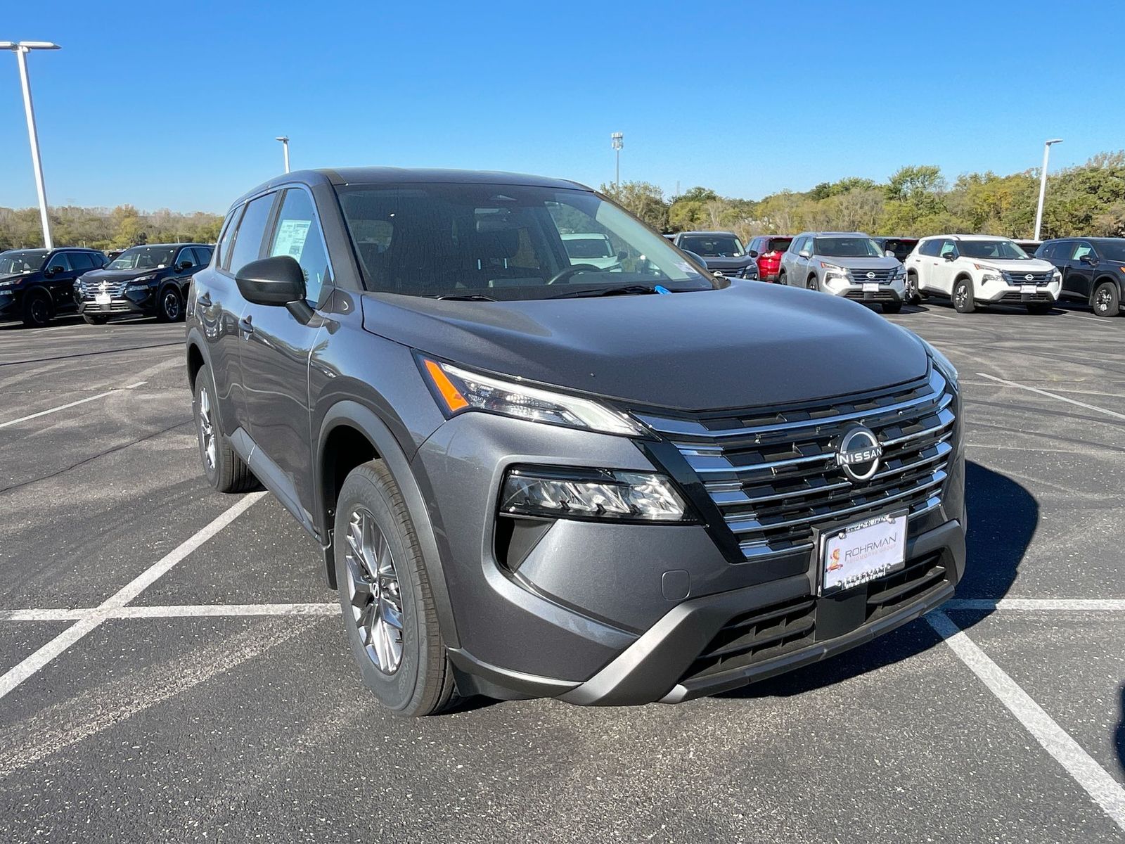 2025 Nissan Rogue S 4