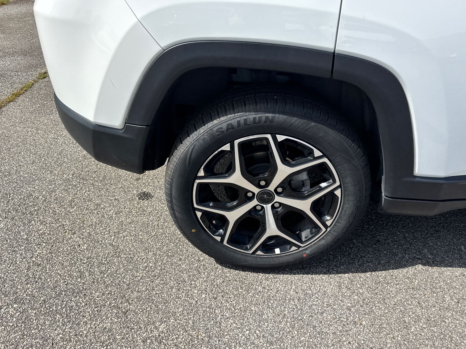 2025 Jeep Compass Limited - Photo 17