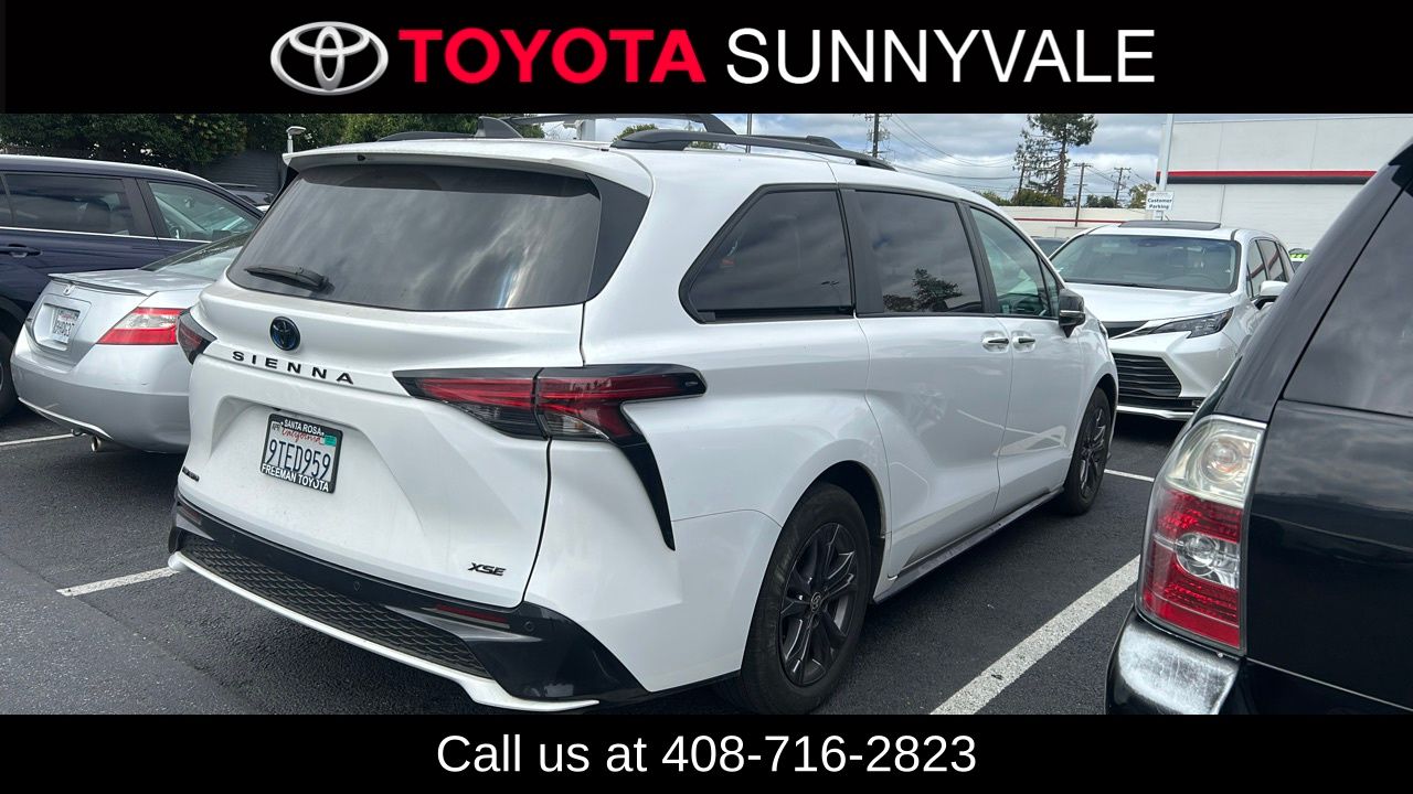 Used 2025 Toyota Sienna Van