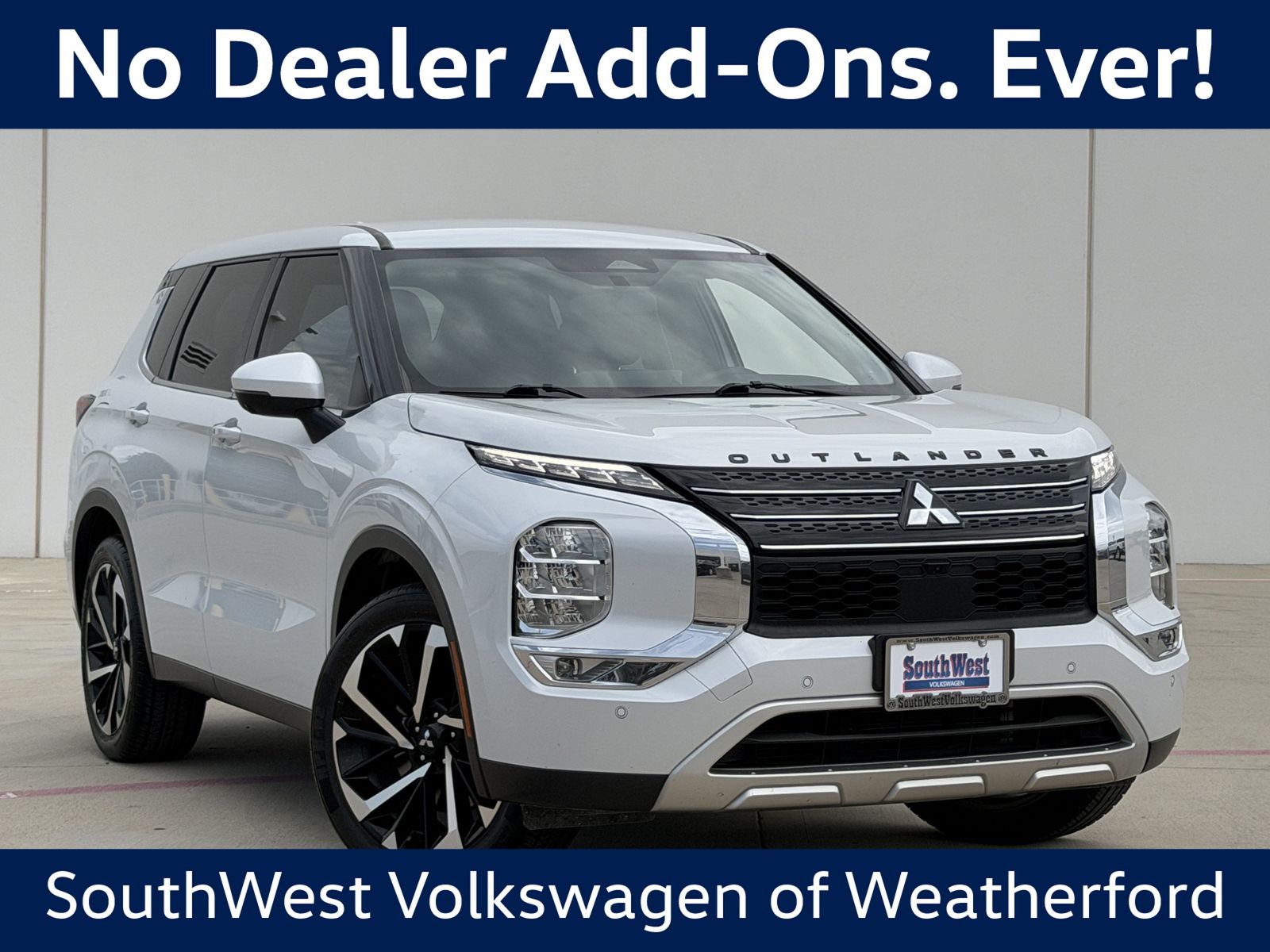 White Diamond 2023 Mitsubishi Outlander SUV / Crossover Front-Wheel Drive Continuously Variable Transmission