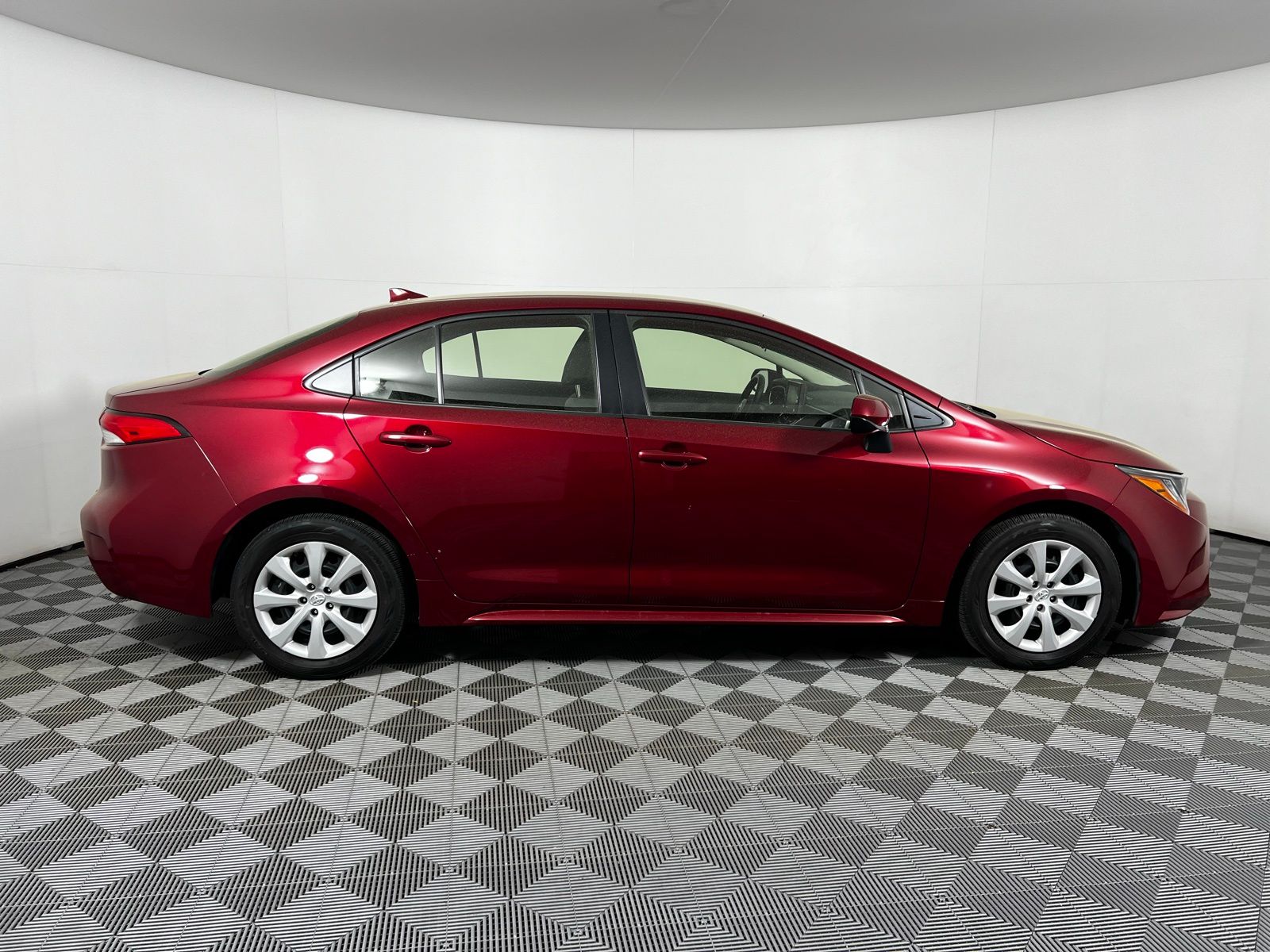 2022 Toyota Corolla LE 4