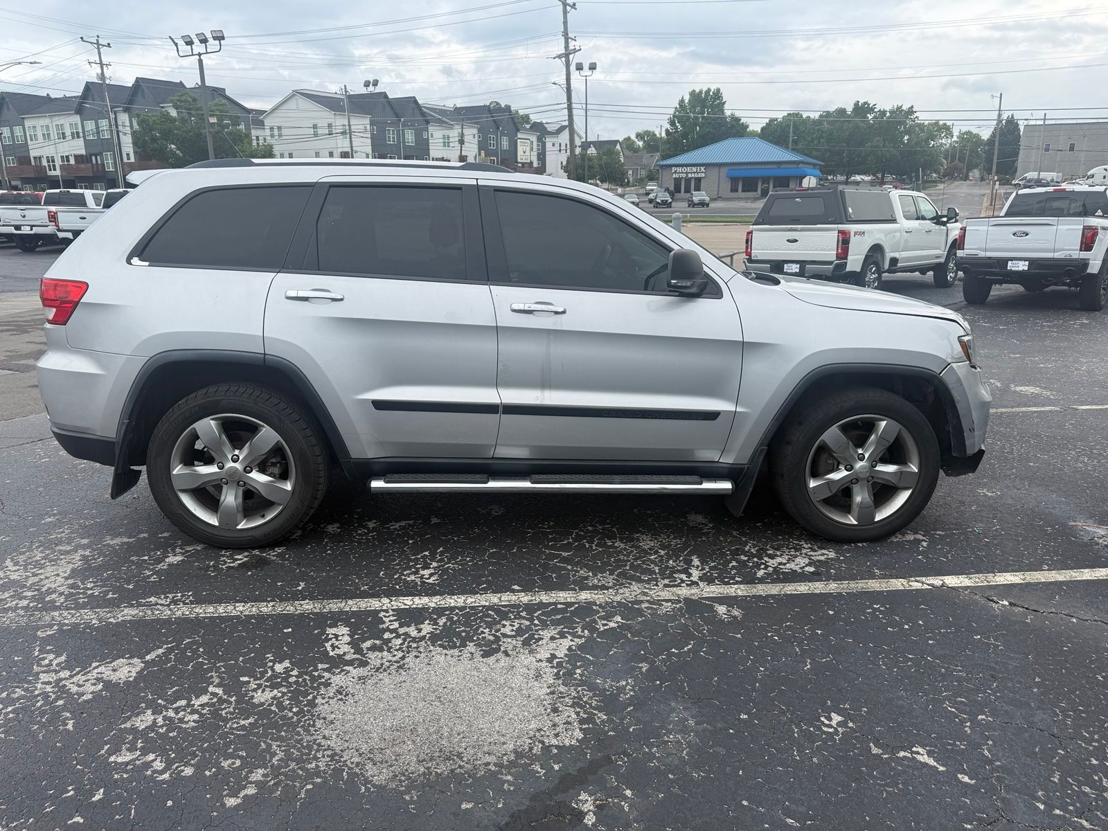 Bright Silver Metallic Clearcoat 2013 Jeep Grand Cherokee SUV / Crossover 4X2 5-Speed Automatic