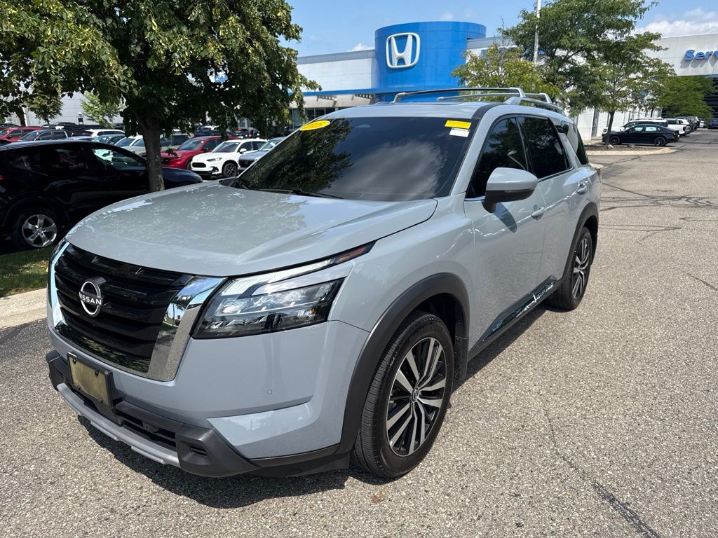 Boulder Gray 2025 Nissan Pathfinder SUV / Crossover All-Wheel Drive 9-Speed Automatic