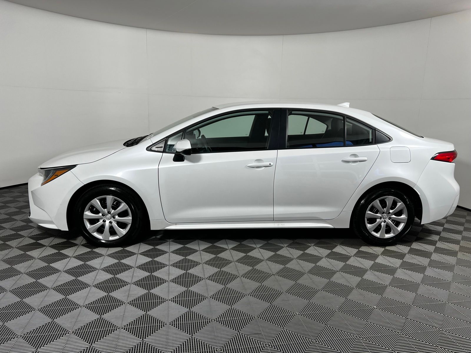 Thumbnail: 2026 Toyota Corolla - 8