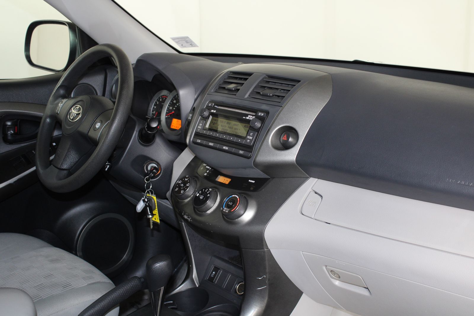 Used 2012 Red Toyota Base image 26