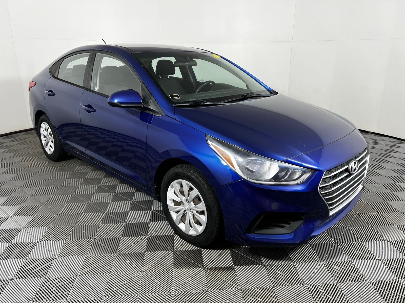 2019 Hyundai Accent SE 3